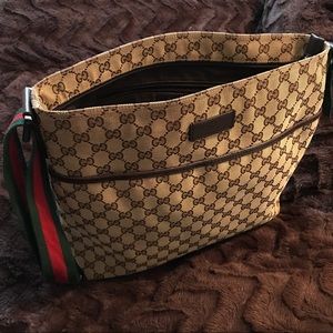 Gucci Original Authentic GG canvas messenger bag